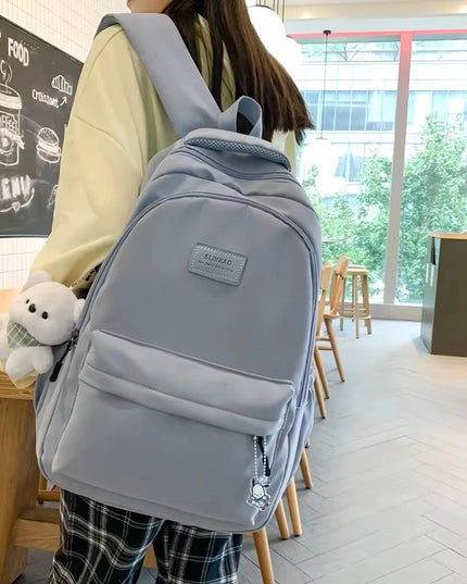 Leichter Uni-Rucksack Damen mit Anhänger