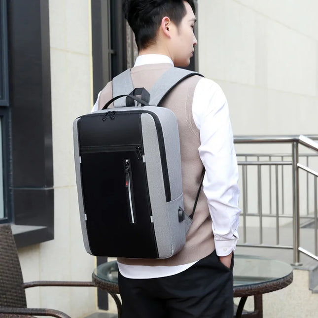 Weisser Business-Rucksack mit USB