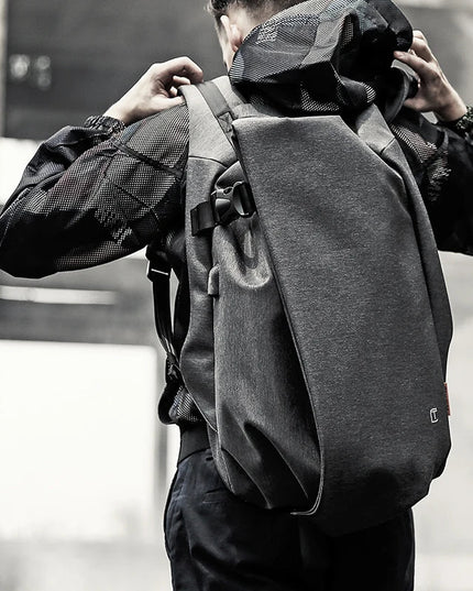 Design-Rucksack Tropfenform 17 Zoll grau