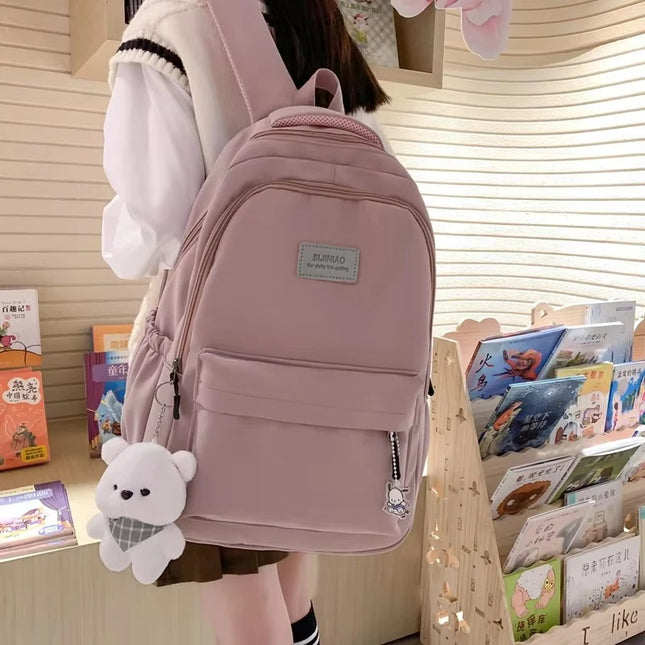 Leichter Uni-Rucksack Damen mit Anhänger