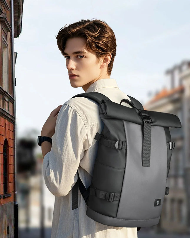 Laptop Rucksack: Wasserdichter Rolltop für 17 Zoll Laptops
