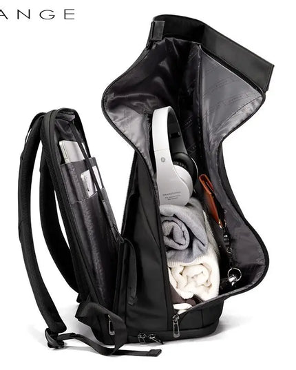 Design-Rucksack mit PU-Klappe schwarz
